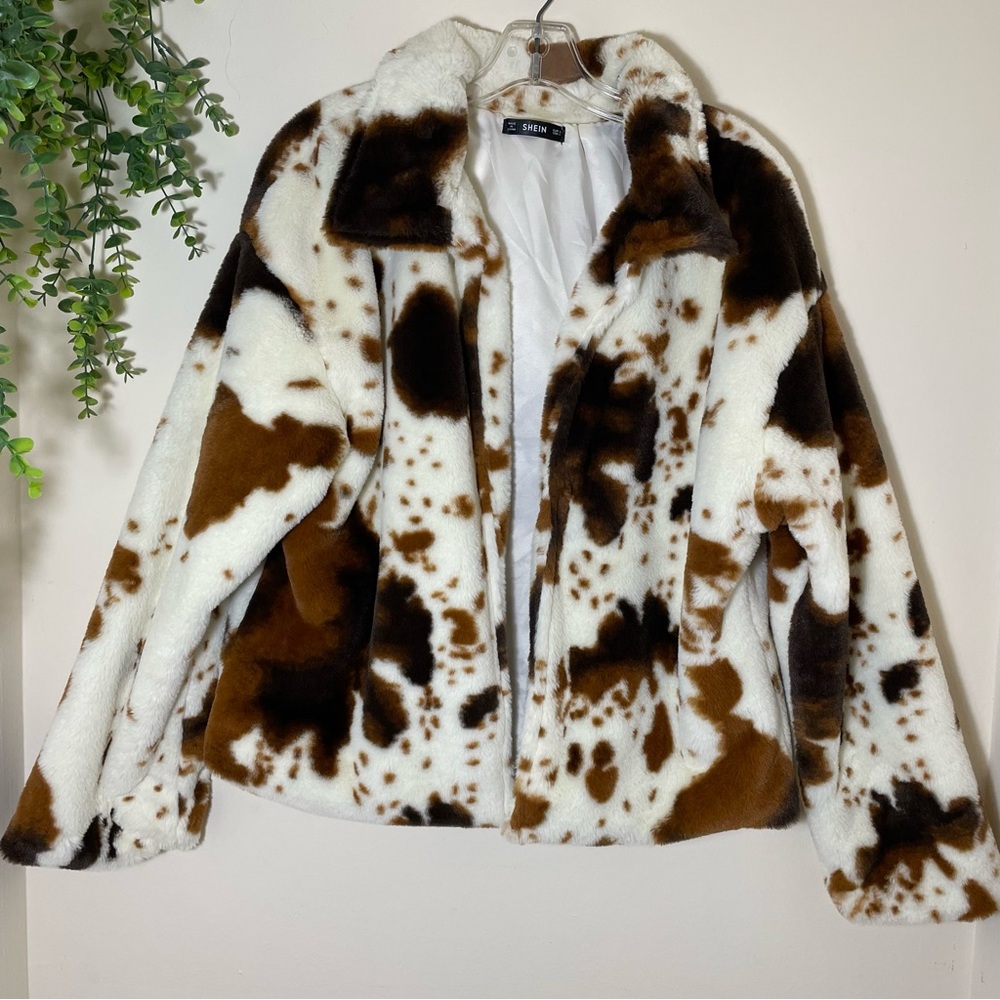 🤠MISSGUIDED | Contrast Color Cow Print Drop Shoulder Furry Jacket Western Wear